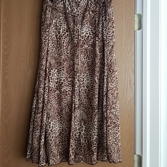 RQT Dresses & Skirts - NWT Leopard print long skirt, size lg. Retail $44